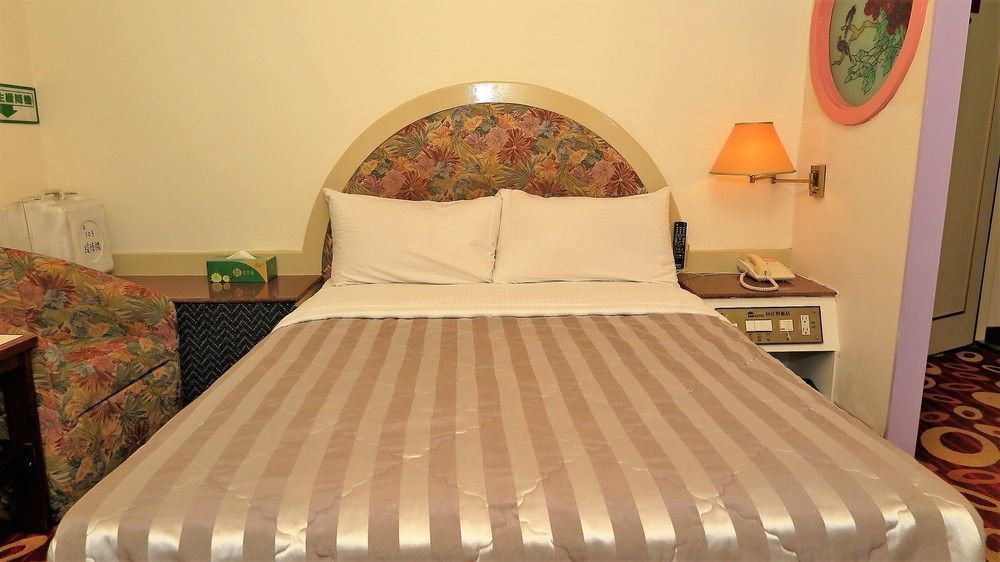 Good Hotel Fengyuan Dış mekan fotoğraf